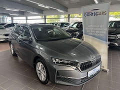 Bild des Angebotes Skoda Octavia Combi 2.0 TDI Selection LM17+KAM+LED+uvm