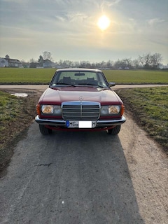 Mercedes-Benz 280 Coupé W123 / LPG