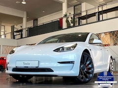 Bild des Angebotes Tesla Model 3 AWD Performance Dual Motor Pano ACC 20"