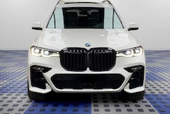 Bild des Angebotes BMW X7 M M50d  SkyLounge| Head-Up| DAB| Komfortsitze