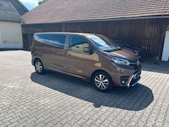 Bild des Angebotes Toyota Proace L1 Team Deutschland 8Sitzer| Navi | Kamera