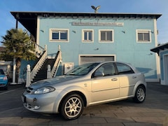 Bild des Angebotes Chevrolet Lacetti 1.8 CDX aus 1. Hand Klimaautomatik