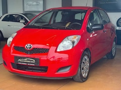 Bild des Angebotes Toyota Yaris Cool 1. Hand / Klima / 8-fach bereift
