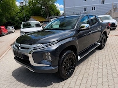 Mitsubishi L200 Top Doppelkabine 4WD Autom. AHK LED ALU XEN