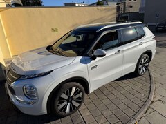 Bild des Angebotes Mitsubishi Outlander 2.4 PHEV 100 kW LUXURY