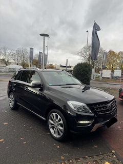Bild des Angebotes Mercedes-Benz ML 350 BlueTEC 4MATIC 7G-TRONIC El.AHK Leder