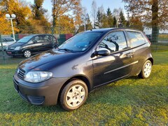 Bild des Angebotes Fiat Punto 1.2 8V Active Clima