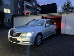 Bild des Angebotes Mercedes-Benz E 220 T CDI DPF BlueEFFICIENCY Elegance