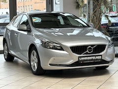 Bild des Angebotes Volvo V40 V40 D3 Kinetic*SHZ*AHK*NAVi*TPM*MFL*LMF*