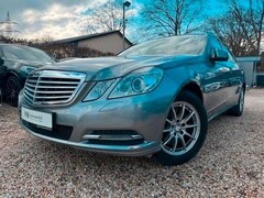 Bild des Angebotes Mercedes-Benz E 300 BlueEFFICIENCY Pano*Navi*Tempo*SitzHz.