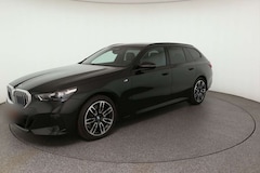 Bild des Angebotes BMW 520 i M Sport Lüft|Pano|PAs+360°|harman|4xSHZ|AHK