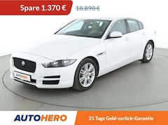 Bild des Angebotes Jaguar XE 20t Pure Aut.*NAVI*TEMPO*CAM*PDC*KLIMA*GARANTIE*