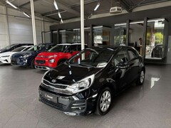 Bild des Angebotes Kia Rio 1.4 Dream Team Navi Klima R.Cam