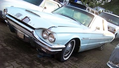 Ford Thunderbird Thunderbird Oldtimer als Restaurationsobjekt