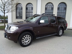 Nissan Navara KingCabDoubleCab 3.0D 4x4 Leder-Navi -7 AT