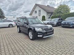 Skoda Yeti Drive Automatik, Bi-Xenon, Einparkhilfe, Klima,