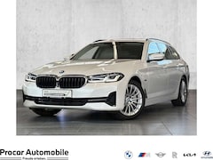 Bild des Angebotes BMW 530 e Touring DA PA RFK Laser Pano HuD AHK 18" LM
