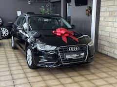 Bild des Angebotes Audi A3 Sportback attraction*HU/AU*KLIMA*AHK*SHZ*