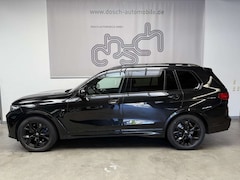Bild des Angebotes BMW X7 xDr. 40 d M Sport/6-Sitz/PANO/LASER/HUD/StHz.