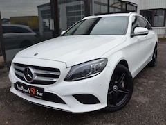 Bild des Angebotes Mercedes-Benz C 300 C 300 T d 4Matic,Alu,Klima,Navi,PDC,Shz,Tel,AHK