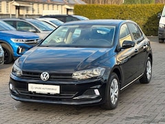 Bild des Angebotes VW Polo VI 1.0 59kW 5-Gang 4 Türen*NAVI*ACC*KLIMA