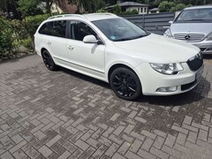 Bild des Angebotes Skoda Superb Combi 1.4 TSI FAMILY