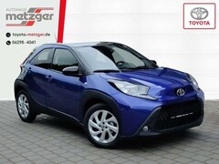 Bild des Angebotes Toyota Aygo X CROSS Team D Automatik +Sitzheizung