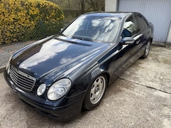 Bild des Angebotes Mercedes-Benz E 220 CDI Automatik Classic