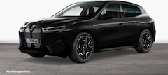 Bild des Angebotes BMW iX M60 602€ netto/mtl.*22"*LC Prof.*HUD*B&W*DAB*AHK*S