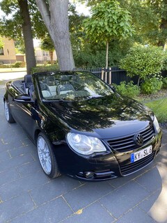 Bild des Angebotes VW Eos 2.0 TSI DSG Individual black