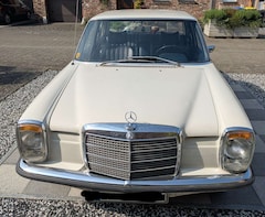 Bild des Angebotes Mercedes-Benz 200 w115 Mercedes 200D Strich 8