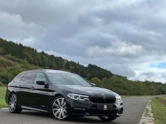 Bild des Angebotes BMW 540 i xDrive M Sport/AHK/PANO/Head-Up/Shadow/LED