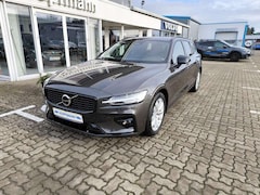 Bild des Angebotes Volvo V60 B4 Benzin Plus Dark ACC / BLIS / 360°