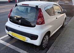 Bild des Angebotes Peugeot 107 Filou