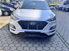 Bild des Angebotes Hyundai TUCSON 2.0 CRDi 2WD Automatik GLS