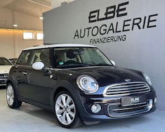 Bild des Angebotes MINI Cooper 1.6 Benzin Leder/Panorama/Xenon/Navi