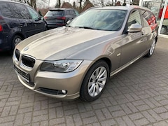 Bild des Angebotes BMW 318 i  Touring  AHZ PDC Sitzh.