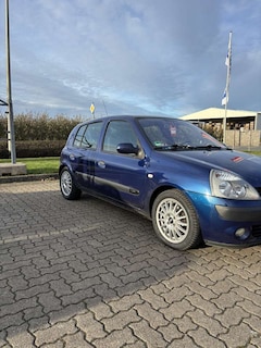Renault Clio 1.2 16V Confort Authentique