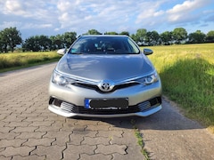 Bild des Angebotes Toyota Auris Cool