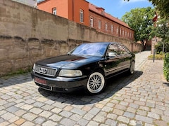 Audi S8 4.2 V8 / NUR 109000 Km !!!