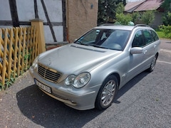 Bild des Angebotes Mercedes-Benz C 240 C 240 T 4Matic Avantgarde