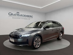 Skoda Octavia Combi 2.0 TDI DSG Sportline ACC NAVI AHK