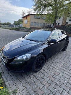 Bild des Angebotes Volvo V40 D4 Geartronic Momentum