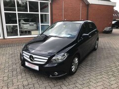 Bild des Angebotes Mercedes-Benz B 180 7G-DCT BlueEFFICIENCY