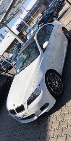 Bild des Angebotes BMW 335 +++ DKG +++ M-Paket Serie +++ Navi Prof.
