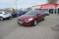 Bild des Angebotes Volvo S60 T4 Momentum PDC SHZ KLIMA