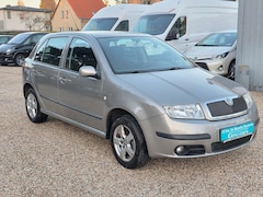 Bild des Angebotes Skoda Fabia Fabia 1.4 16V*Autom.*Klima*Sitzh.*Tempom*