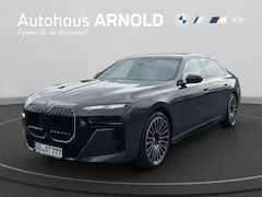 Bild des Angebotes BMW 740 d xDrive M Sport Pro Standhzg. Massage Pano. AHK