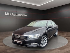 Bild des Angebotes VW Passat Lim. Highline ACC/AHK/Leder/LED/Massage