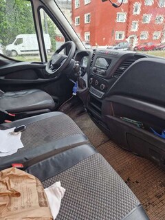 Bild des Angebotes Iveco Daily 33 S 12 D